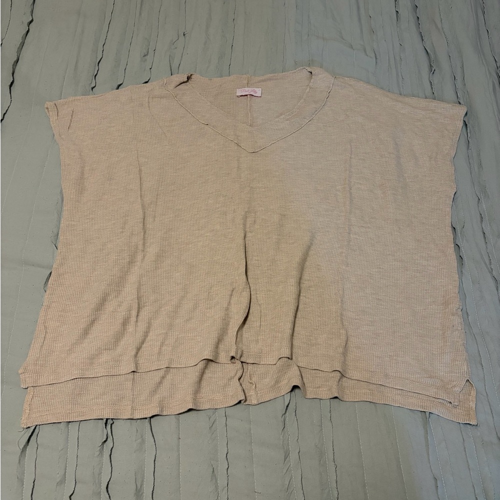 Pink Lily V-Neck Flowy Short Sleeve Top | Size M